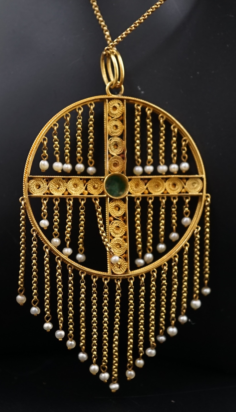 An Edwardian gold, single stone cabochon emerald and seed pearl cluster set tassel drop pendant on chain